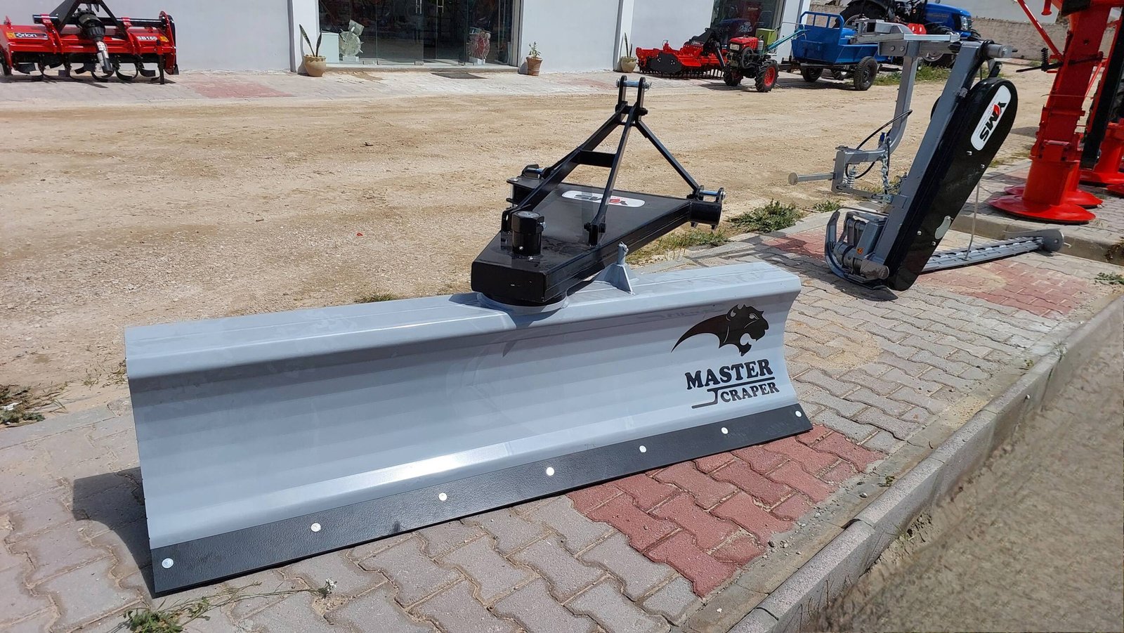 Lame niveleuse double face hydraulique – Image 10